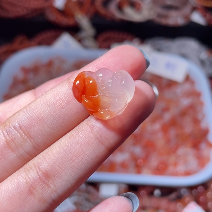 南红玛瑙未镶嵌三角莲花1033打孔备注