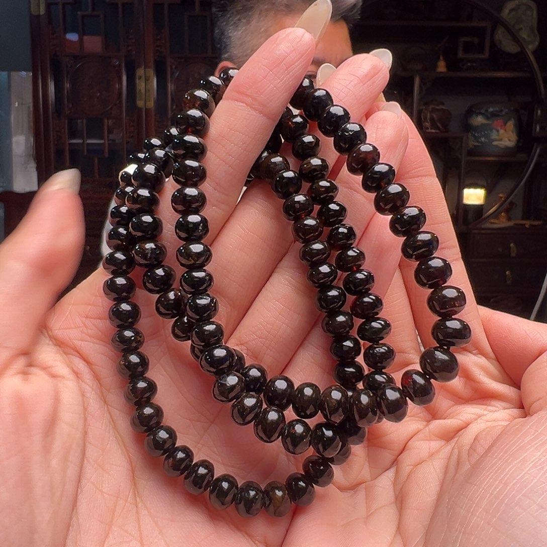 琥珀裸石未镶嵌抚顺琥珀20150。7mm