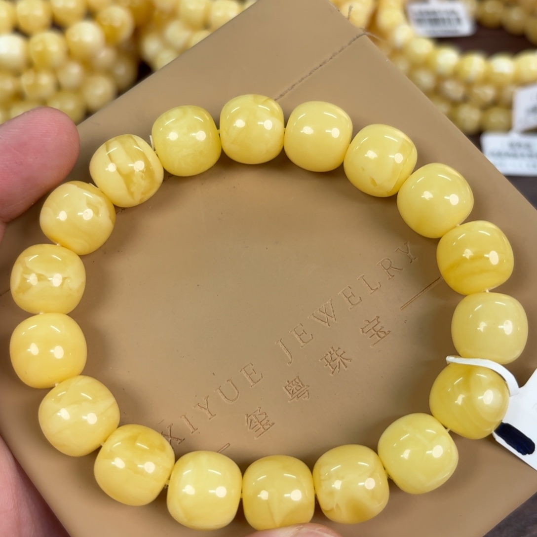 蜜蜡未镶嵌裸石0050000000