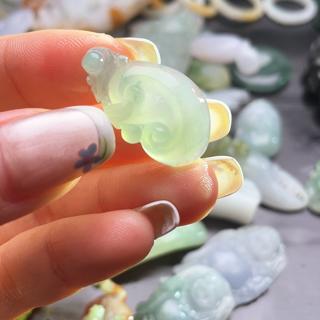 定制翡翠未镶嵌天然