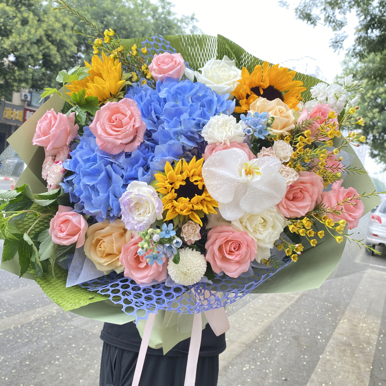 蓝色绣球混搭#花束#蓝色系适合送老师，长辈领导..……