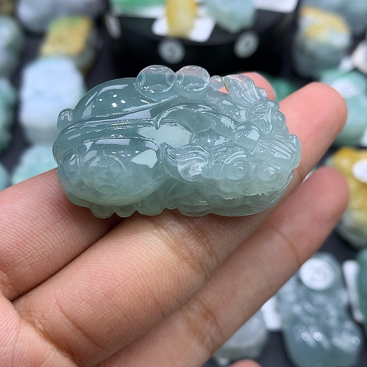 翡翠未镶嵌颈饰天然缅甸翡翠