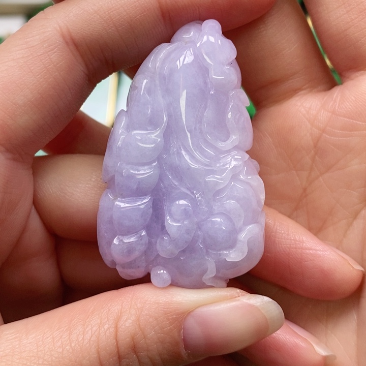 翡翠颈饰未镶嵌吊坠