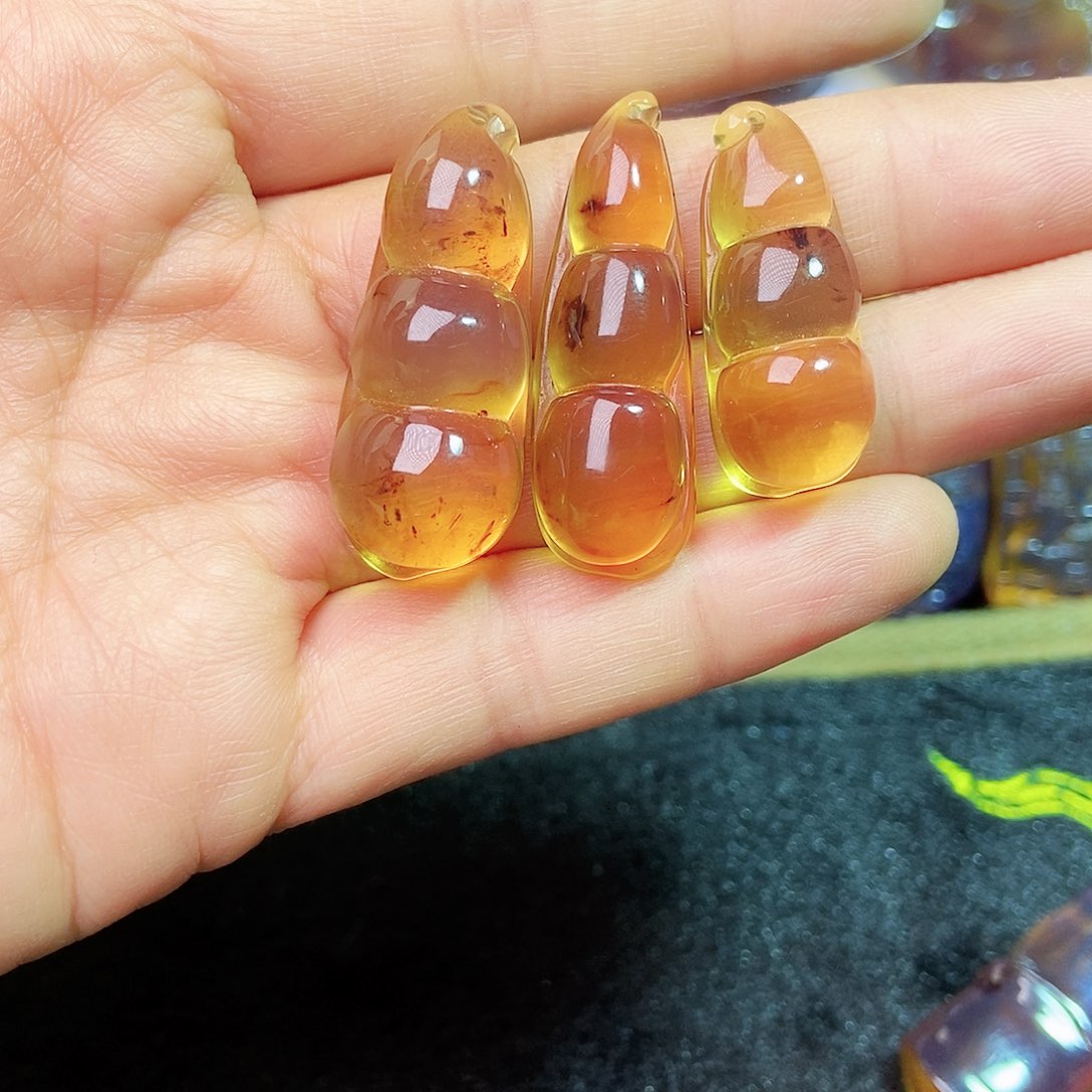 琥珀颈饰未镶嵌豆