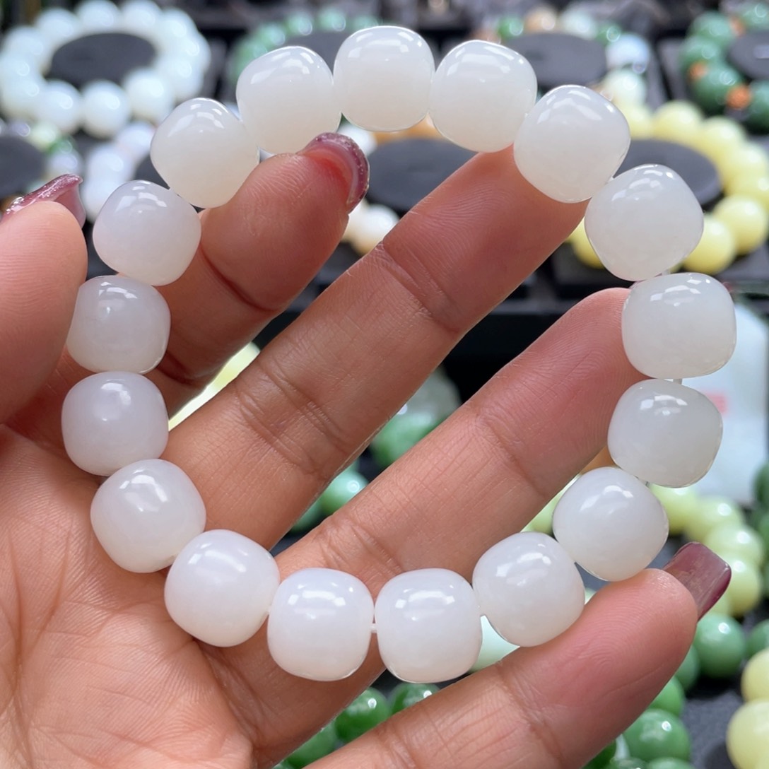 和田玉手串未镶嵌