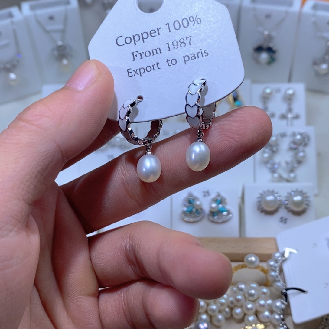 淡水珍珠银S925镶嵌耳坠