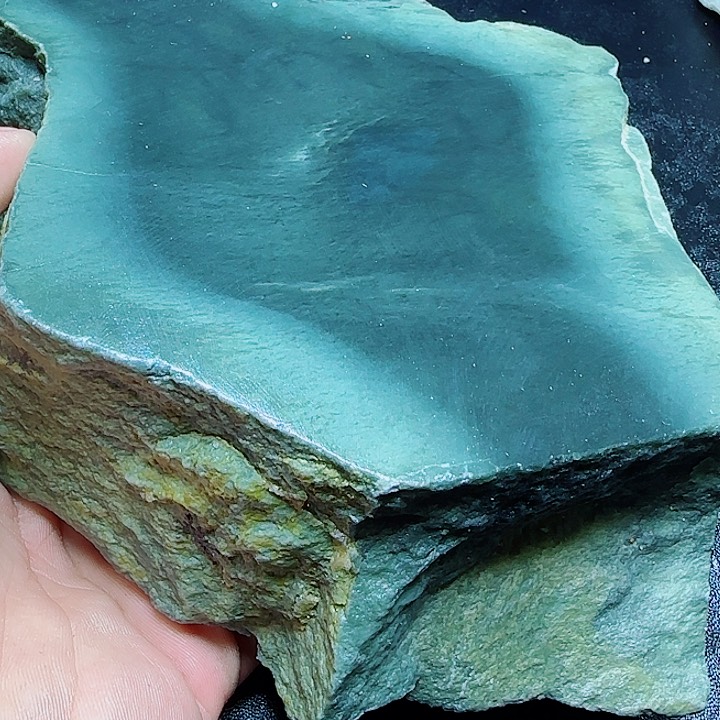 和田玉（糖玉）未镶嵌珠宝奇石麦****活