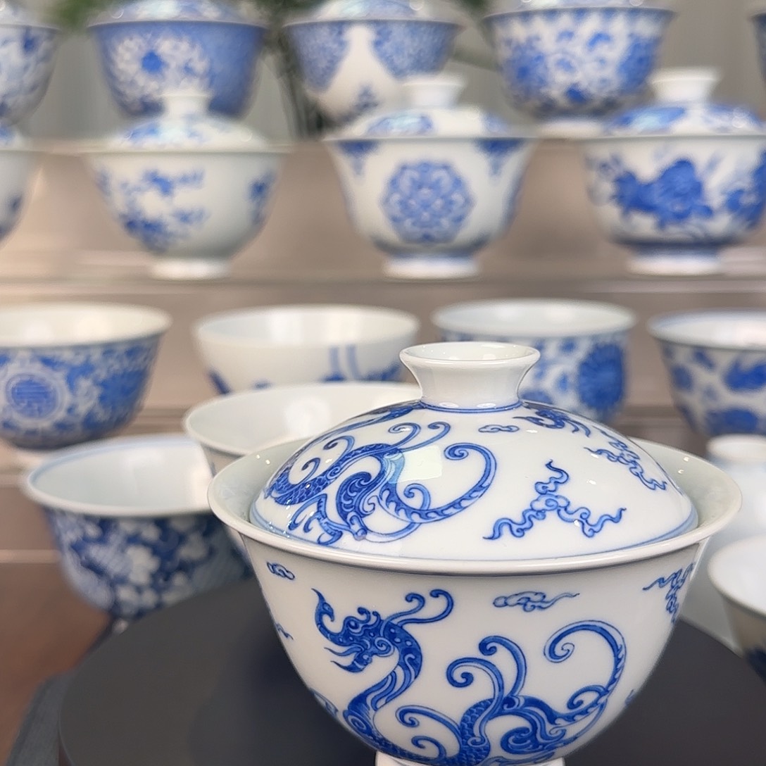 C***n汉龙盖碗和主人杯