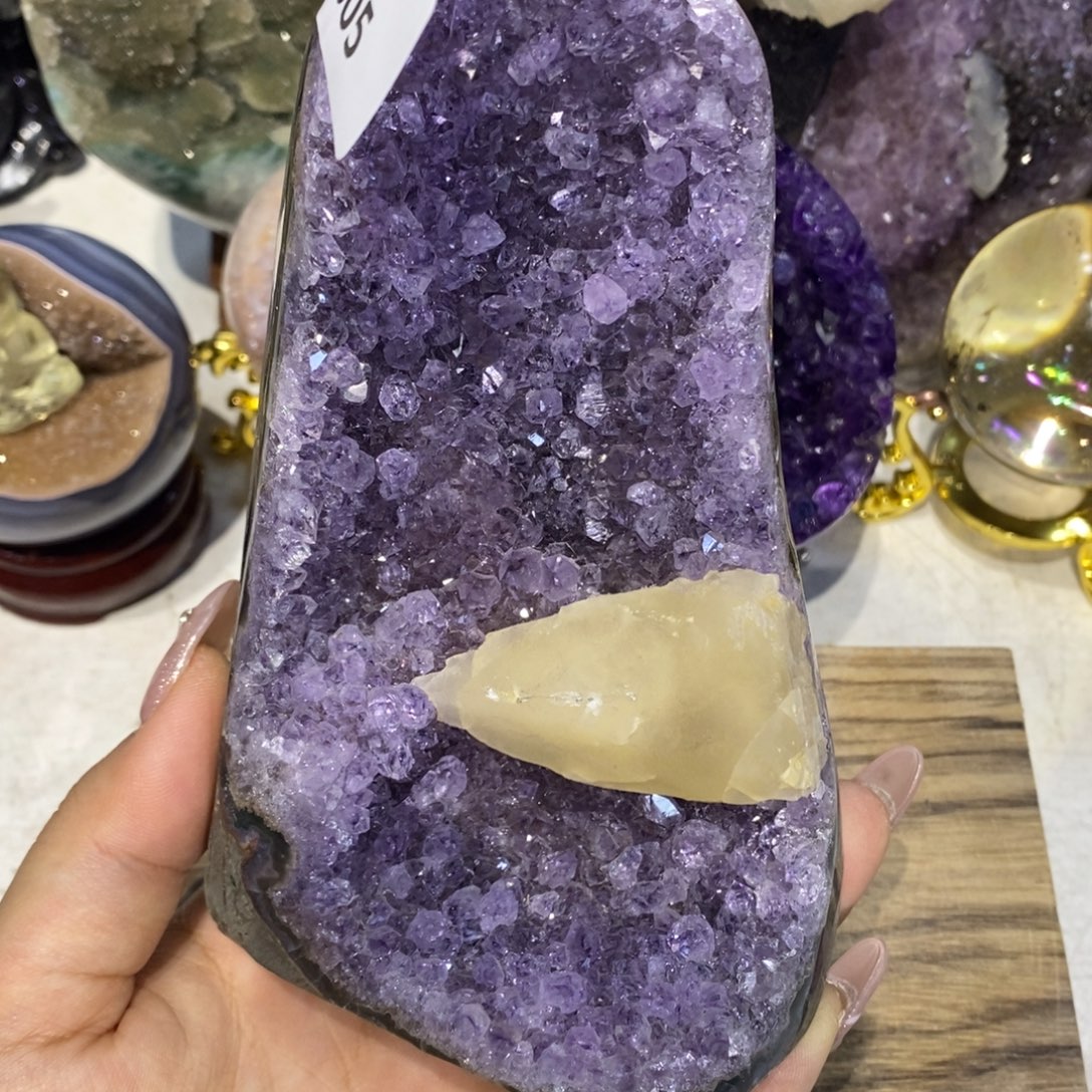 未镶嵌大型摆件（非配饰）紫晶方解石平台