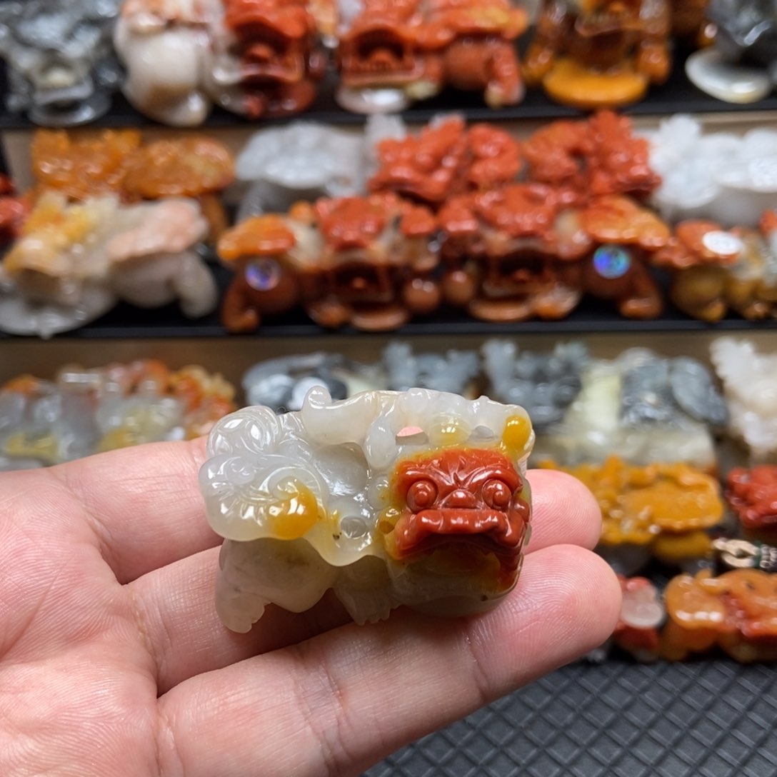 石英质玉（黄龙玉）挂件未镶嵌