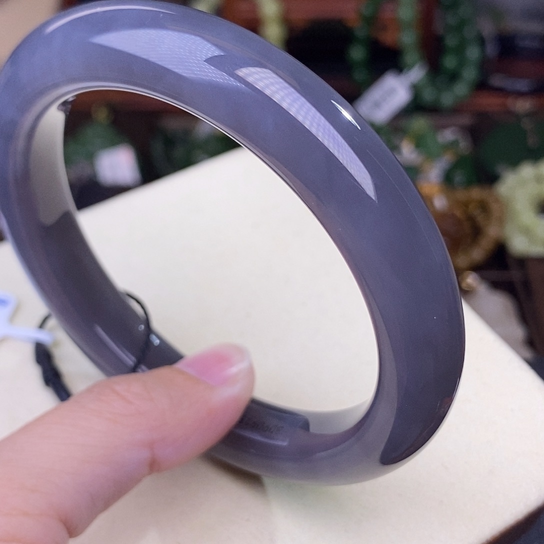 和田玉61 浓烟紫葡萄紫脂膏级天花板手镯未镶嵌