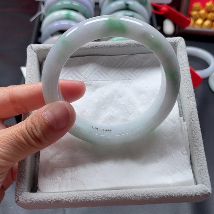 翡翠未镶嵌手镯手镯