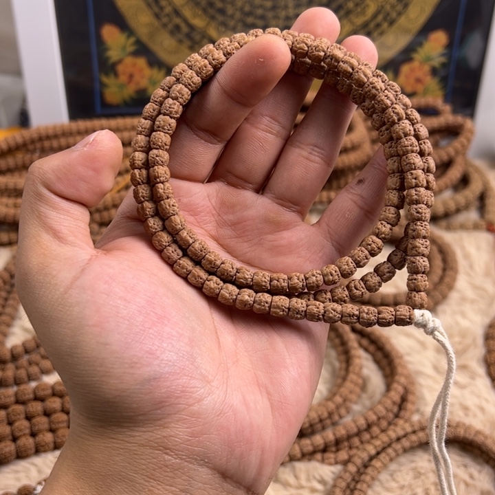 李***號金刚菩提吊坠藏式佛手