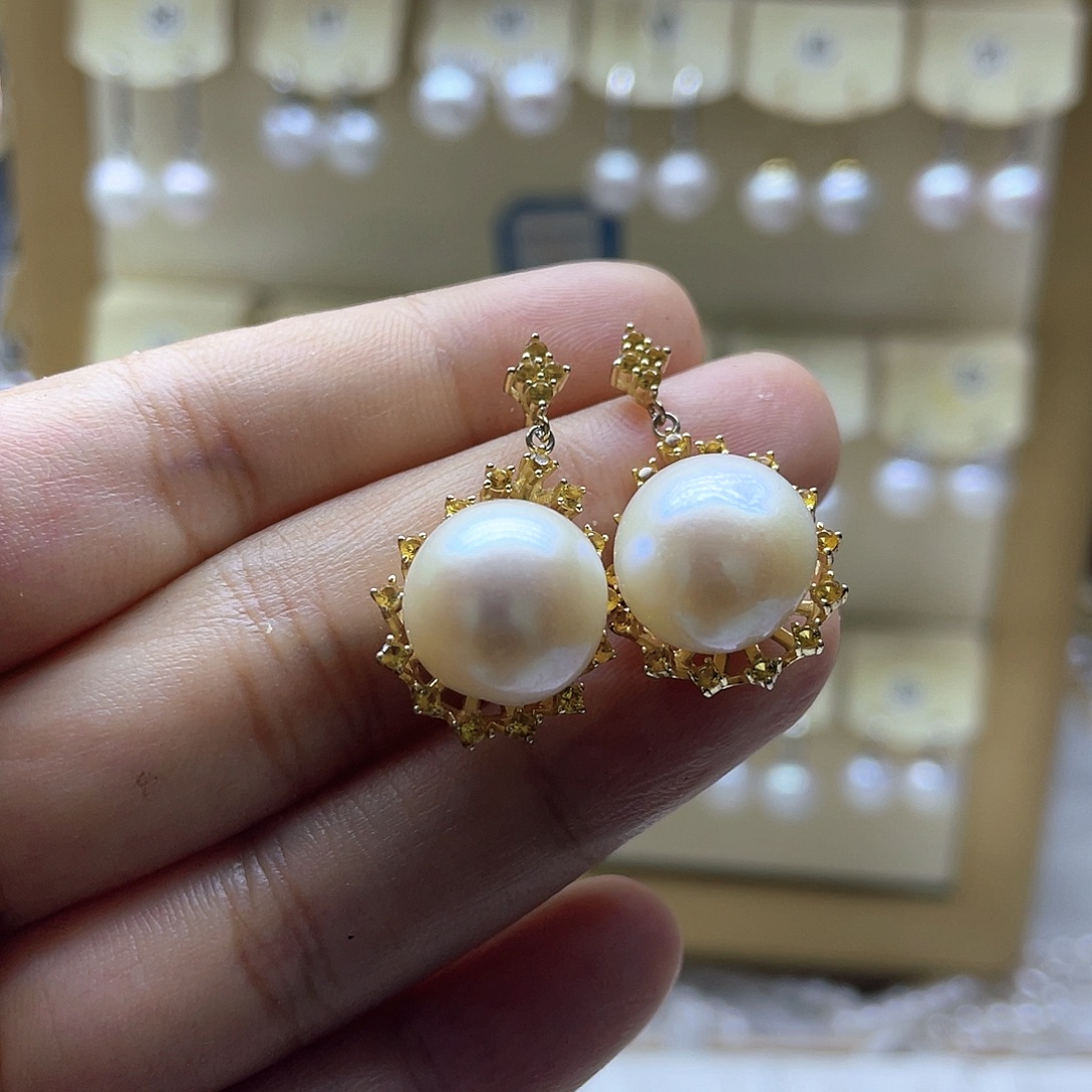 银S925镶嵌淡水珍珠耳饰