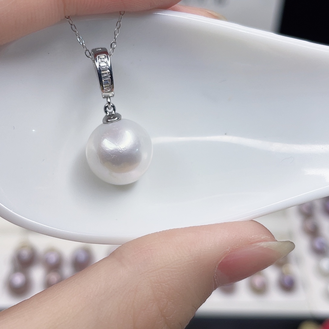 合金吊坠(赠链)淡水珍珠