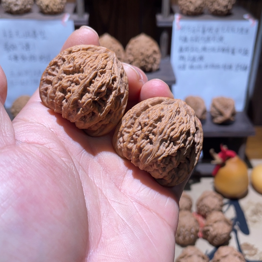 文玩核桃吊坠39密纹红玛瑙