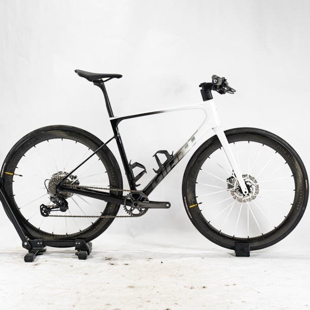 Defy ADV pro1 碳纤维平把公路自行车 尺码M码（172-181）