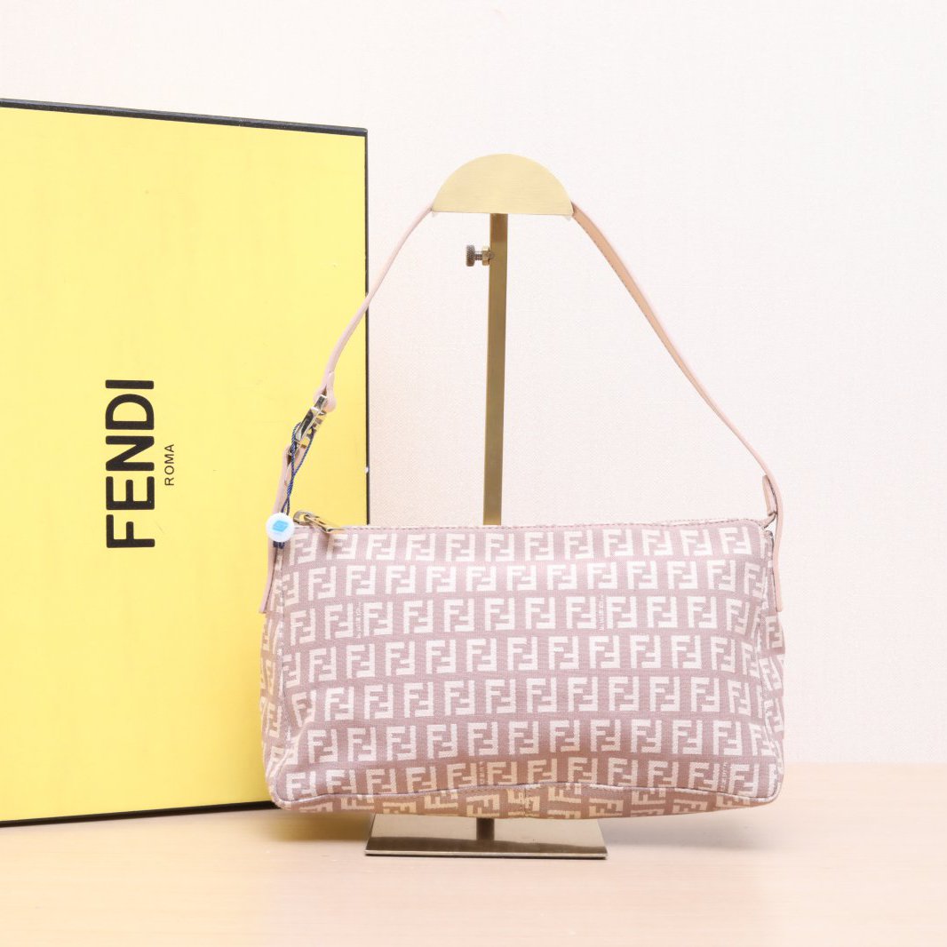 99新 FENDI/芬迪 小花攀攀老花 帆布 金扣 中古 满印 腋下包