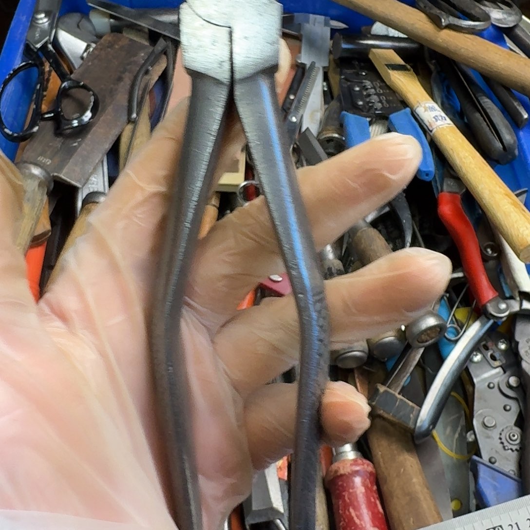 愤***鸟厚款五金工具制造工艺
