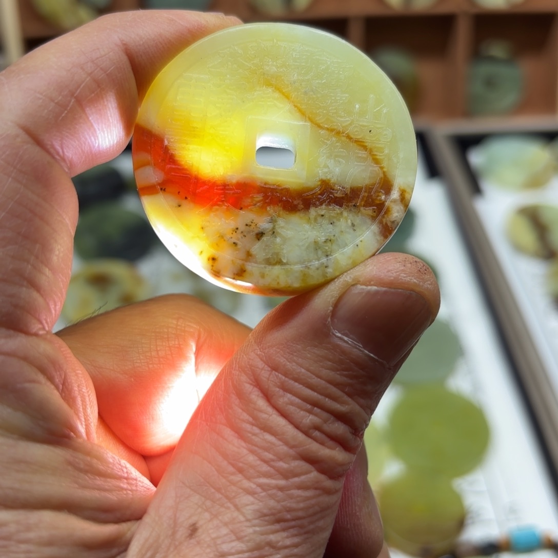 岫玉岫玉山鬼未镶嵌