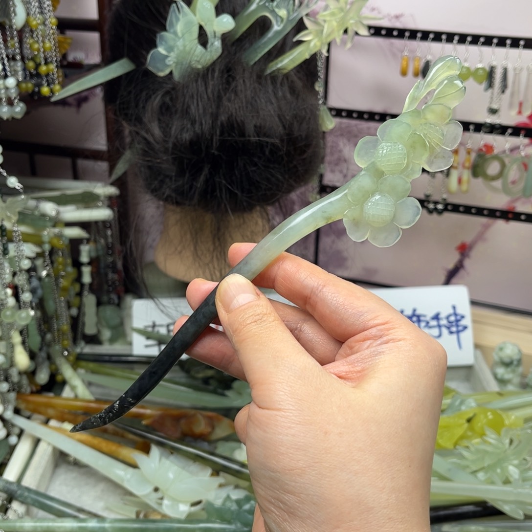 仅***已岫玉未镶嵌发饰长度22厘米左右