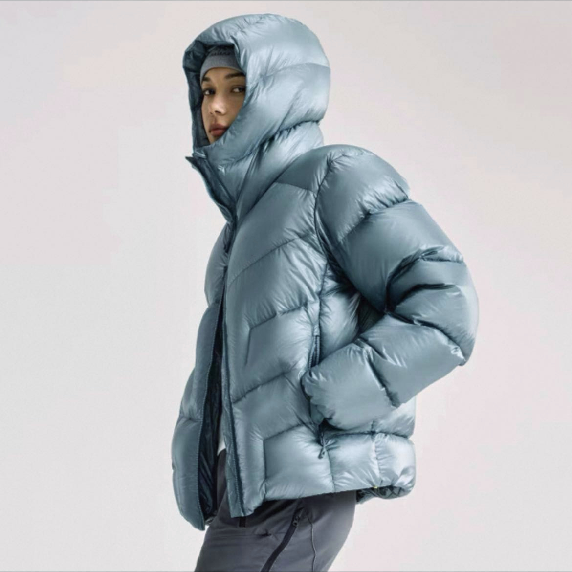 622-25款拼色绒-服连帽，男女同款，轻量化三防面料，-15度