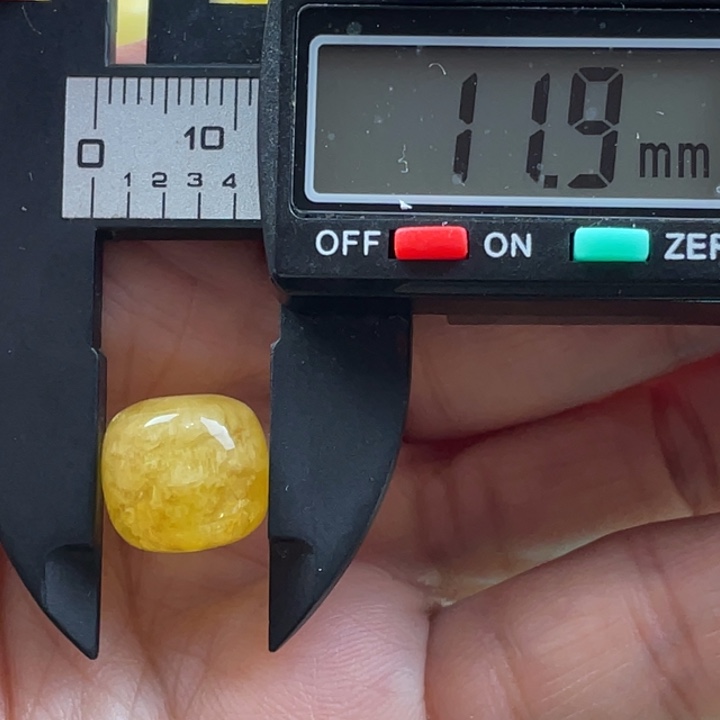 【闪购商品】琥珀裸石未镶嵌65号