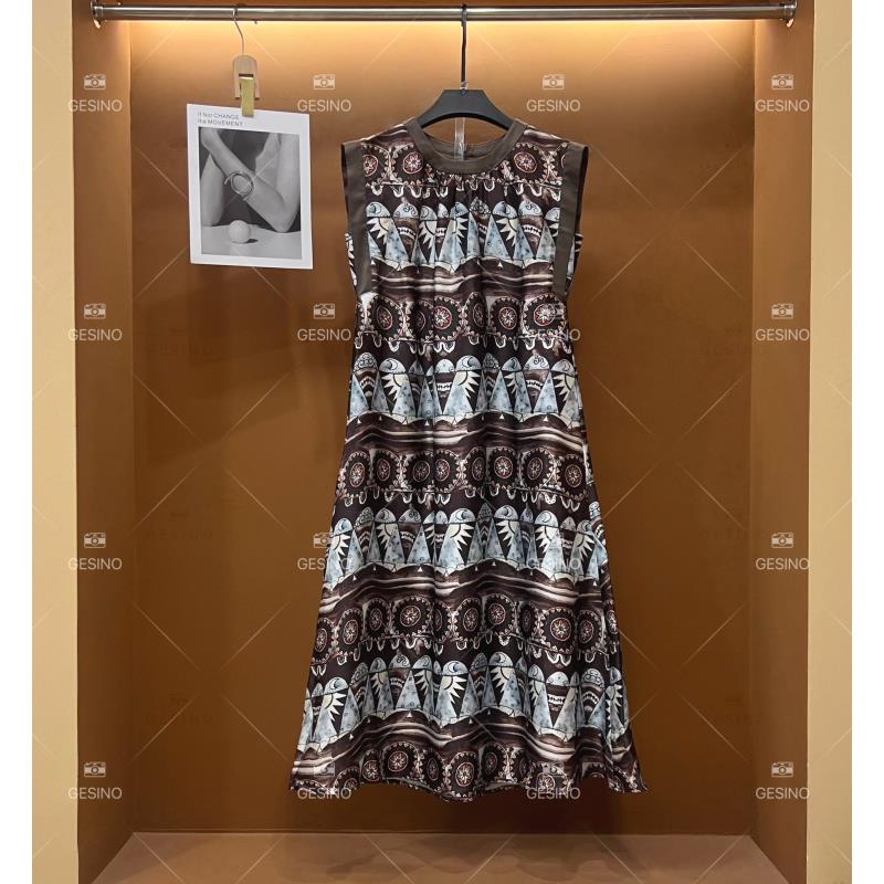 【露】夏季新款复古时尚百搭印花无袖连衣裙 H-115