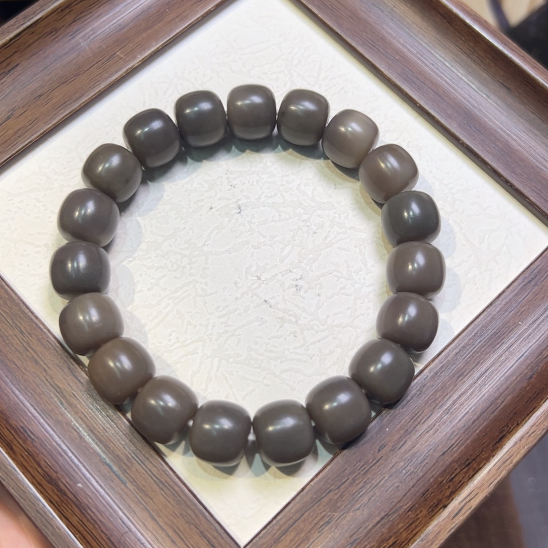 菩提籽类080卡14微瑕福利