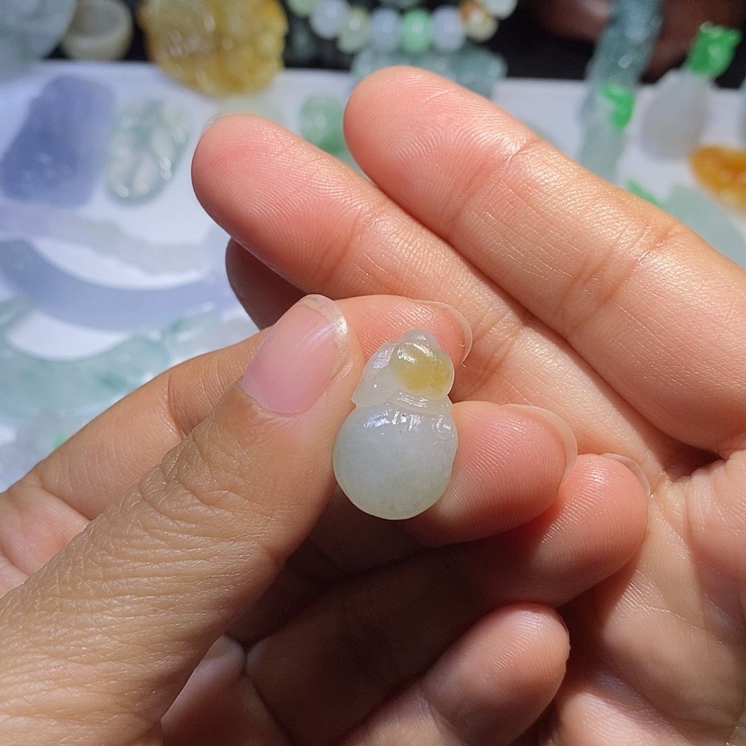 定制翡翠未镶嵌福袋
