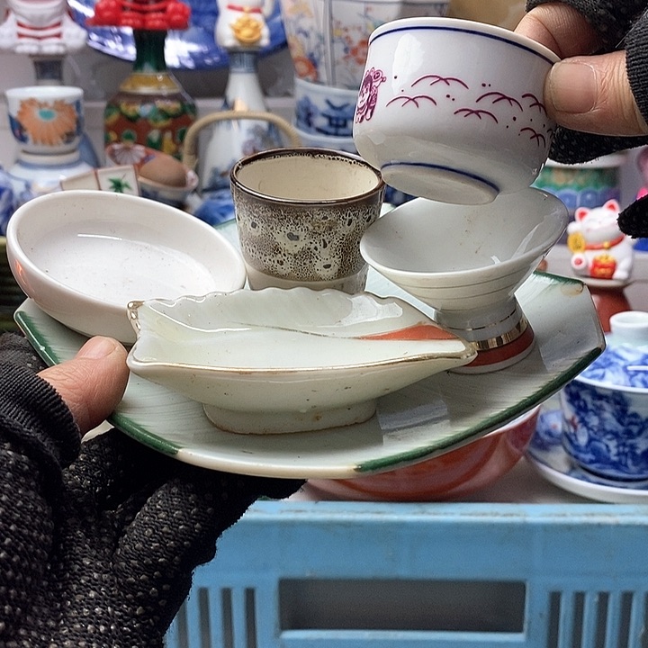 瓷片厦****司真不知道我这人是不是脑子不好