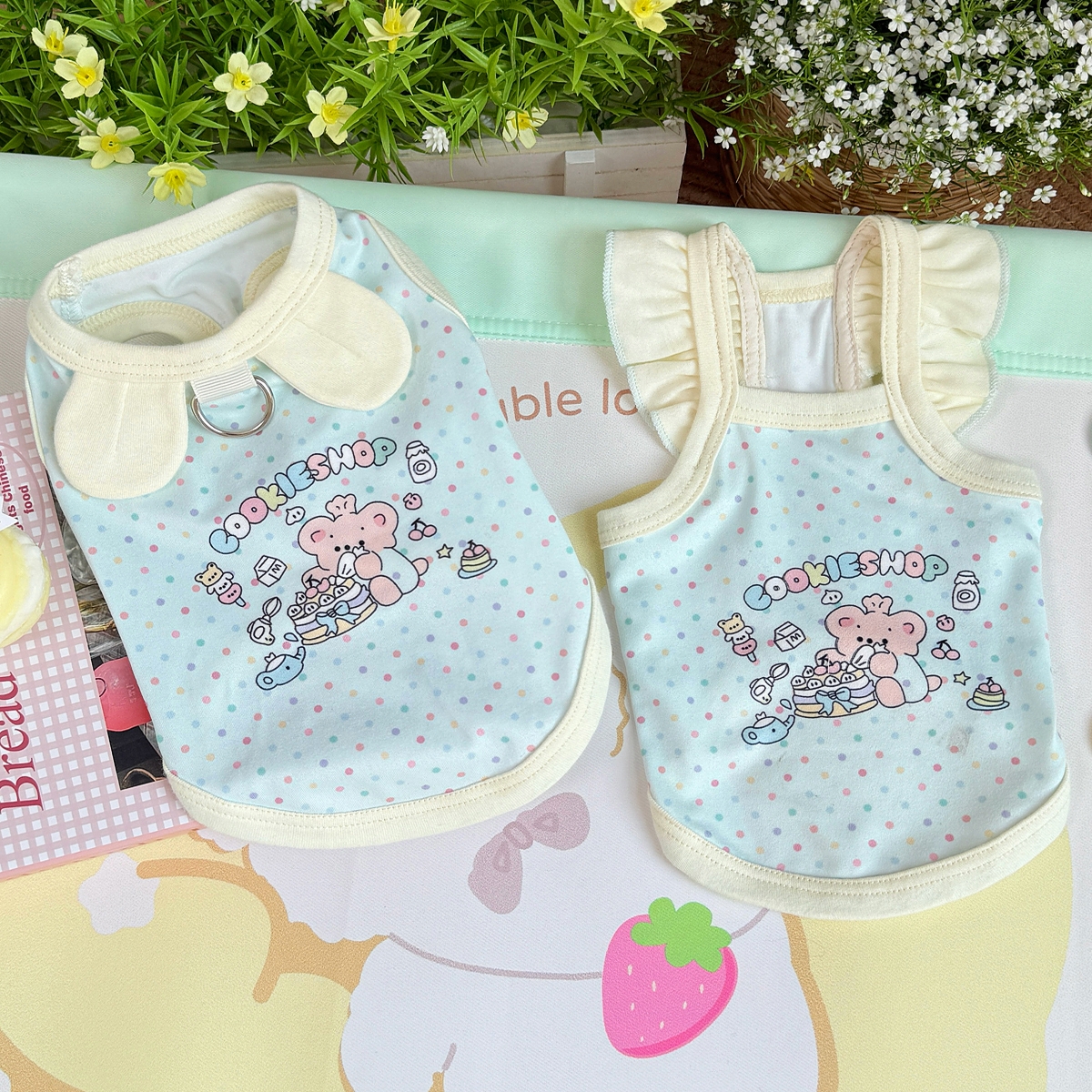 宠物狗狗猫咪衣服吊带背心小型幼犬猫咪可爱印花舒适情侣服装新款