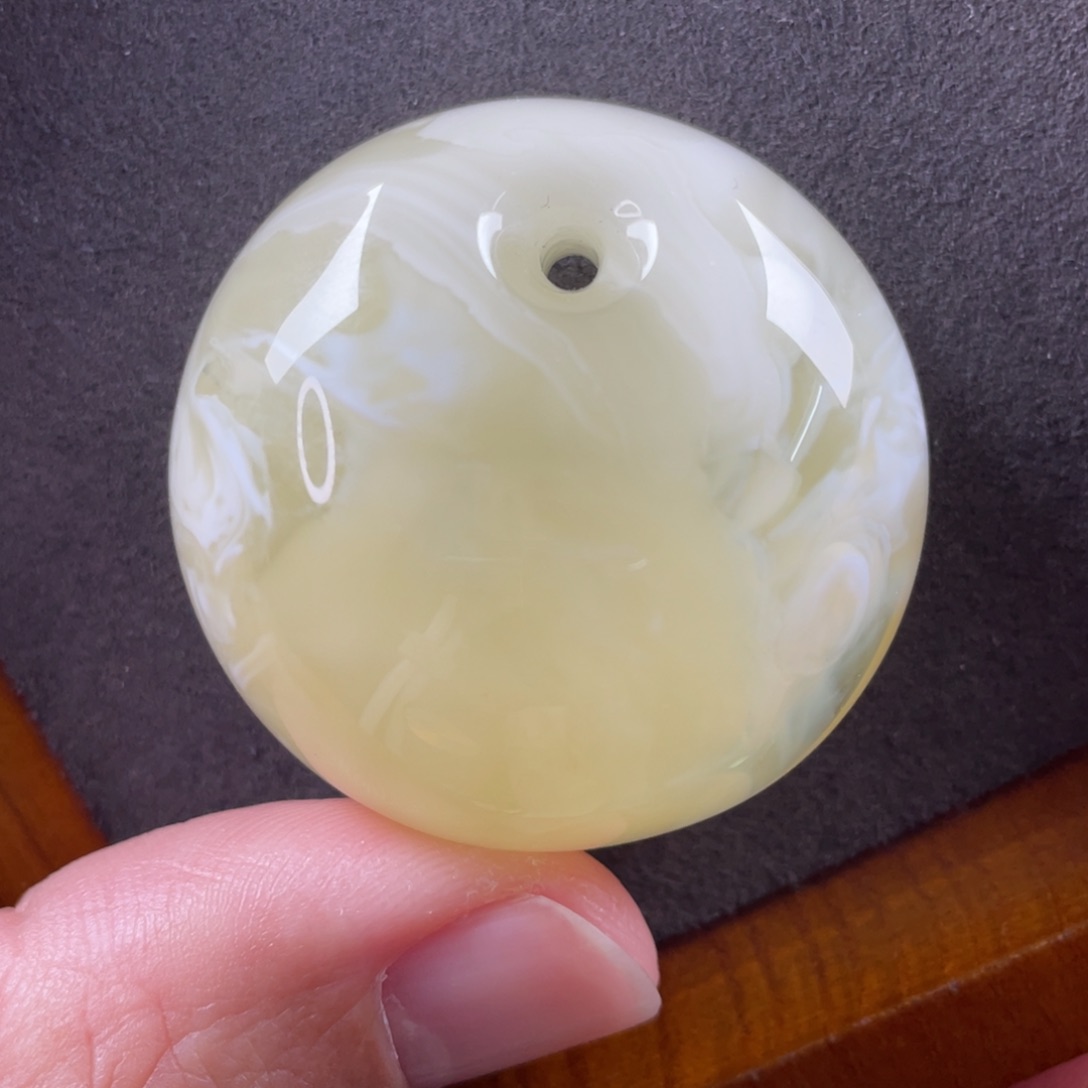 琥珀颈饰未镶嵌蜜蜡吊坠