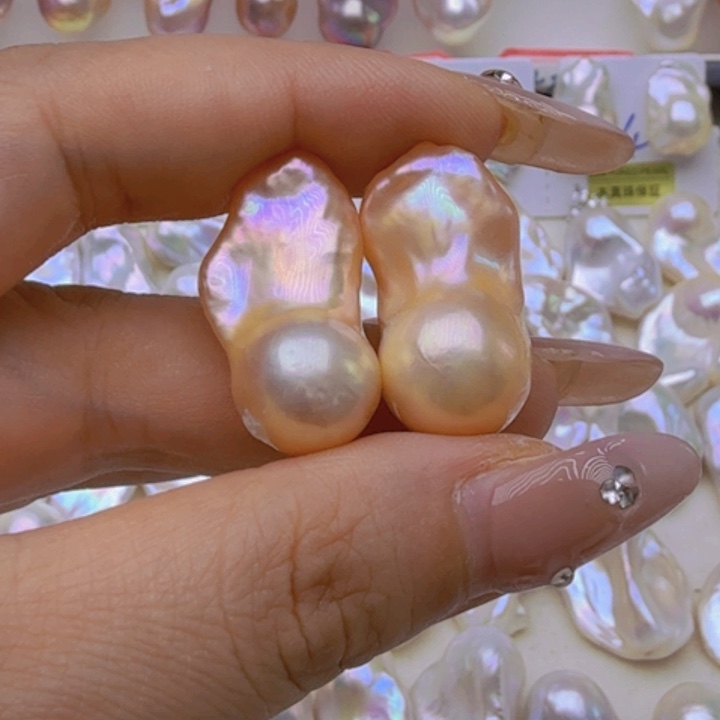 妍***昭颈饰未镶嵌淡水珍珠