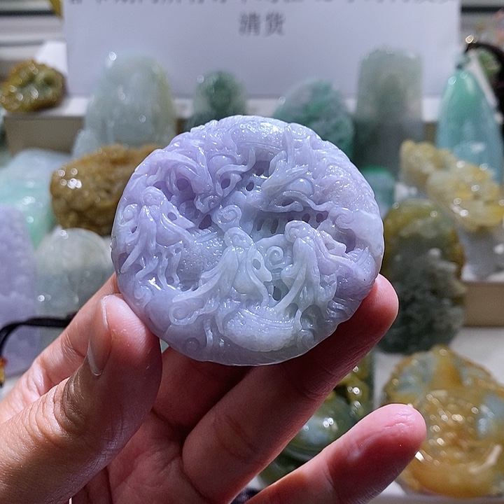 【闪购商品】翡翠颈饰未镶嵌九龙