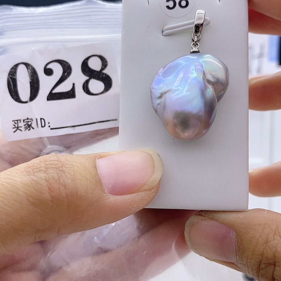 淡水珍珠颈饰钛钢