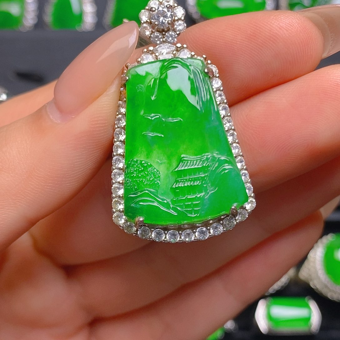 颈饰银S925镶嵌翡翠