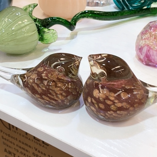 琉璃花瓶高5厘米宽13厘米