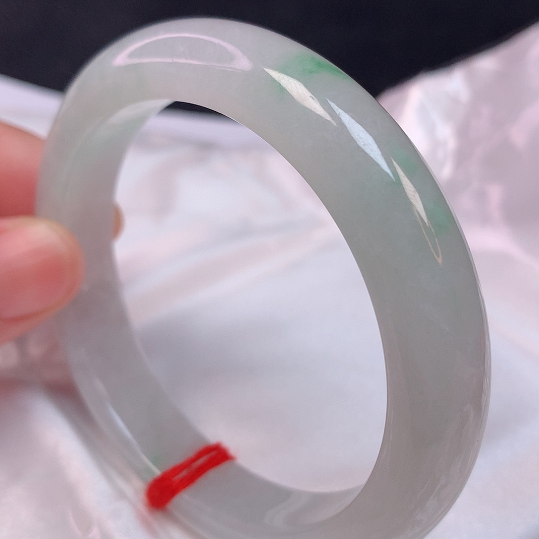 翡翠手镯未镶嵌55+ 翡翠手镯