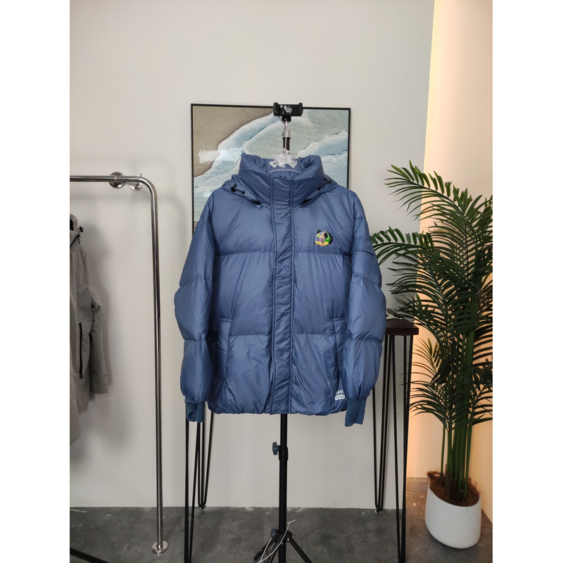 男士休闲羽绒服外套冬季运动时尚户外保暖连帽羽绒服