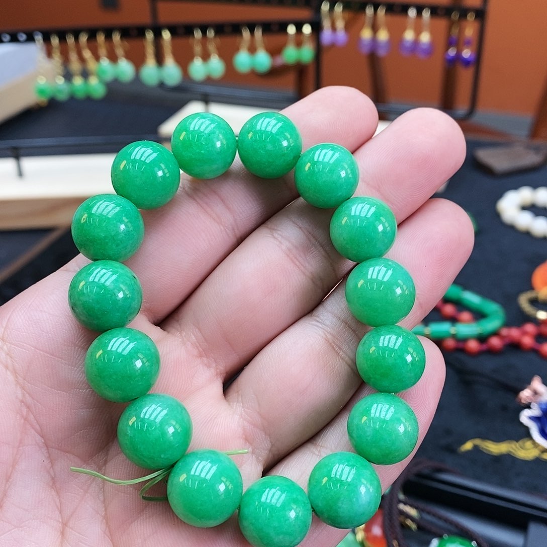 翡翠未镶嵌吊坠(不含链)手串