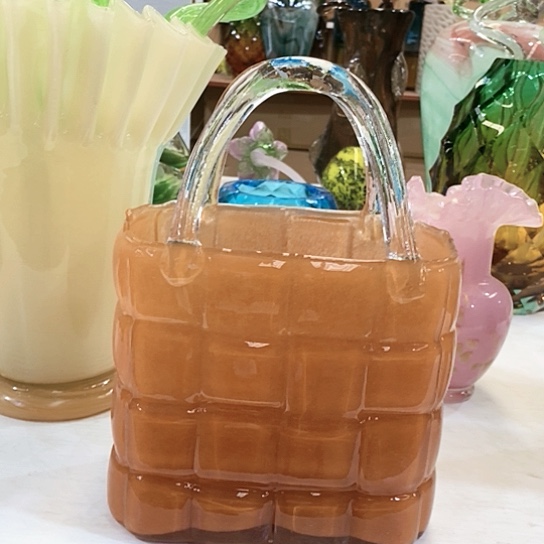 琉璃花瓶高33厘米口径15厘米