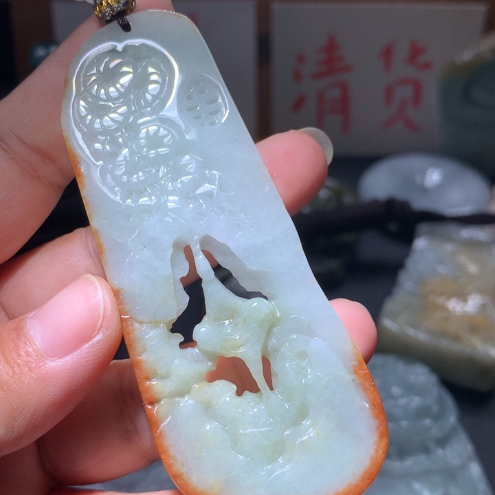 翡翠未镶嵌颈饰保真天然A货翡翠