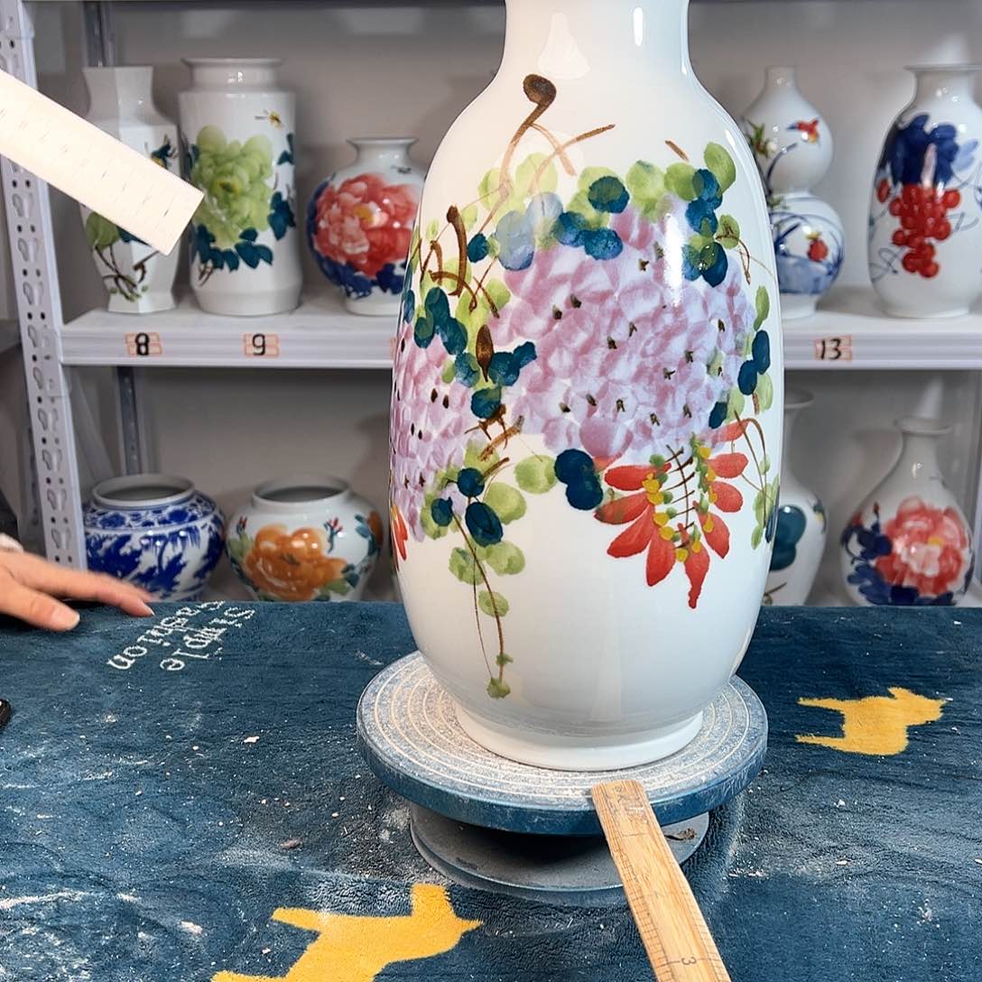 摆件景德镇陶瓷冬紫藤