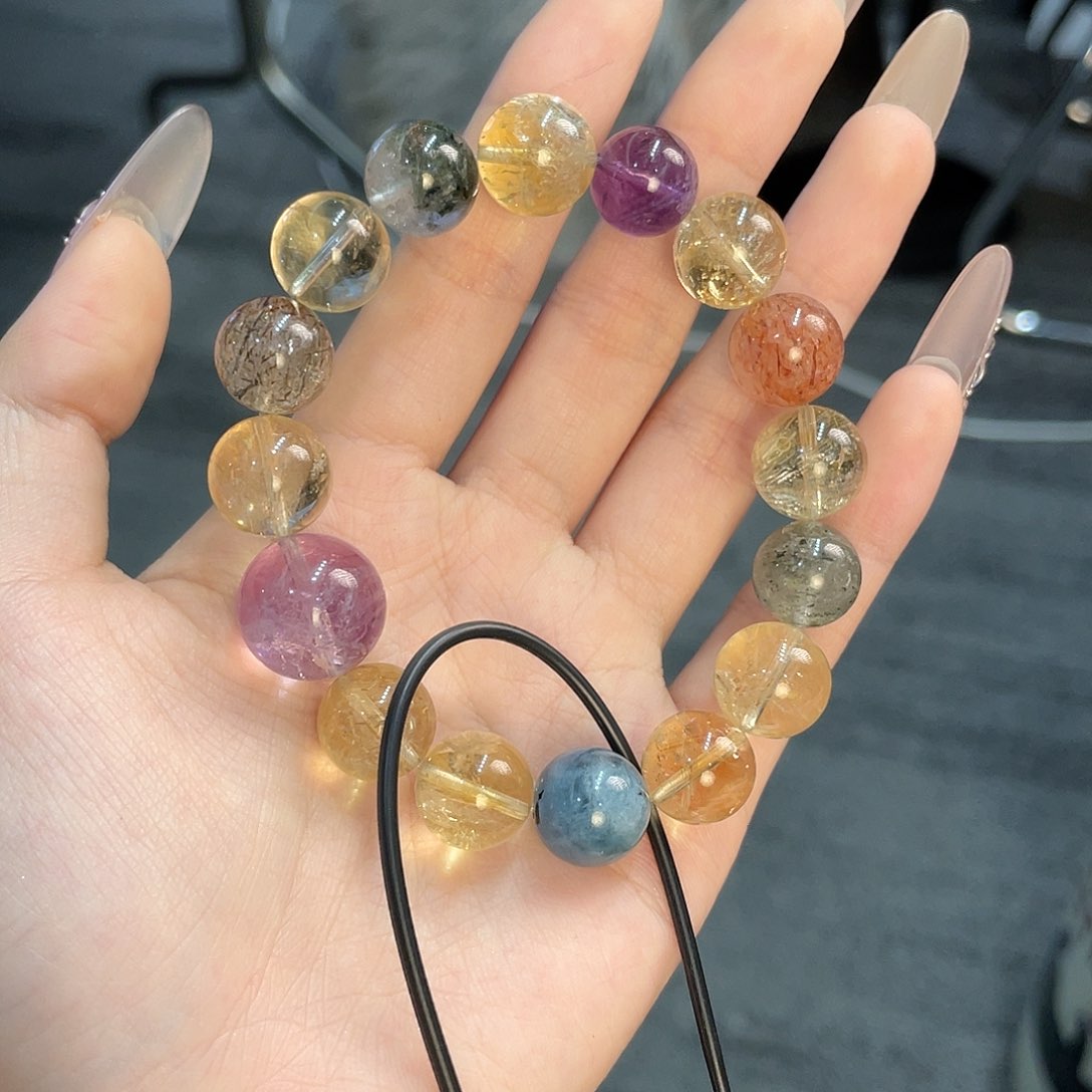 水晶手串未镶嵌黄水晶