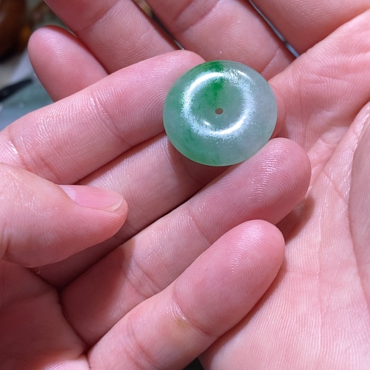 定制翡翠未镶嵌老*天然翡翠a货飘绿平安扣