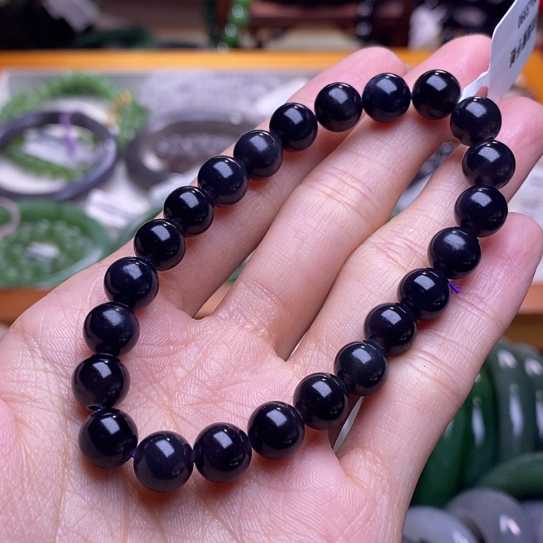 颈饰未镶嵌和田玉烟紫帝王紫手串8MM