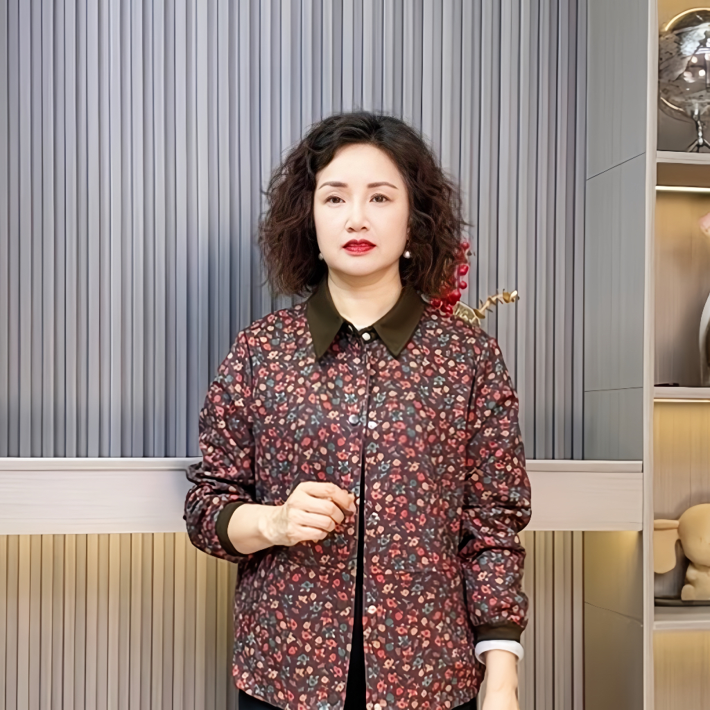 休闲风方领翻领短款中老年女装长袖女装外套洋气花色时尚妈妈装