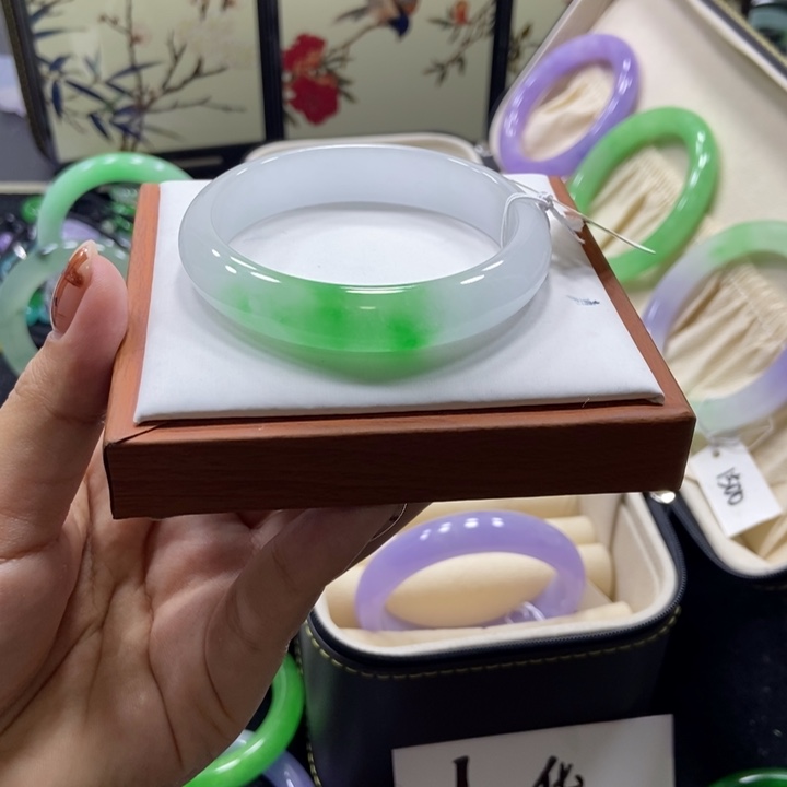 ᥫ****非金属56/57手镯圈口