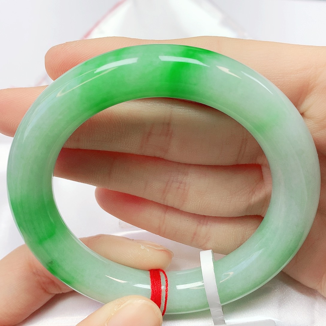 未镶嵌手镯翡翠翡翠手镯54圆